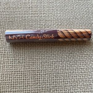 NYX Professional Makeup Candy Slick Glowy LipGloss